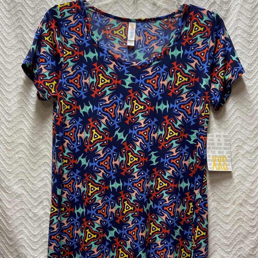 LulaRoe new navy blue patterned top